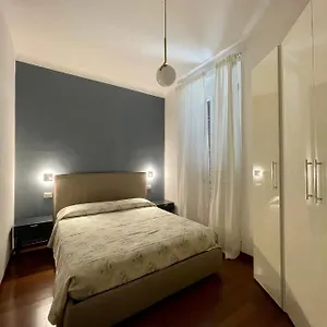 The Painting Apartment. A And Lovely In Mailand